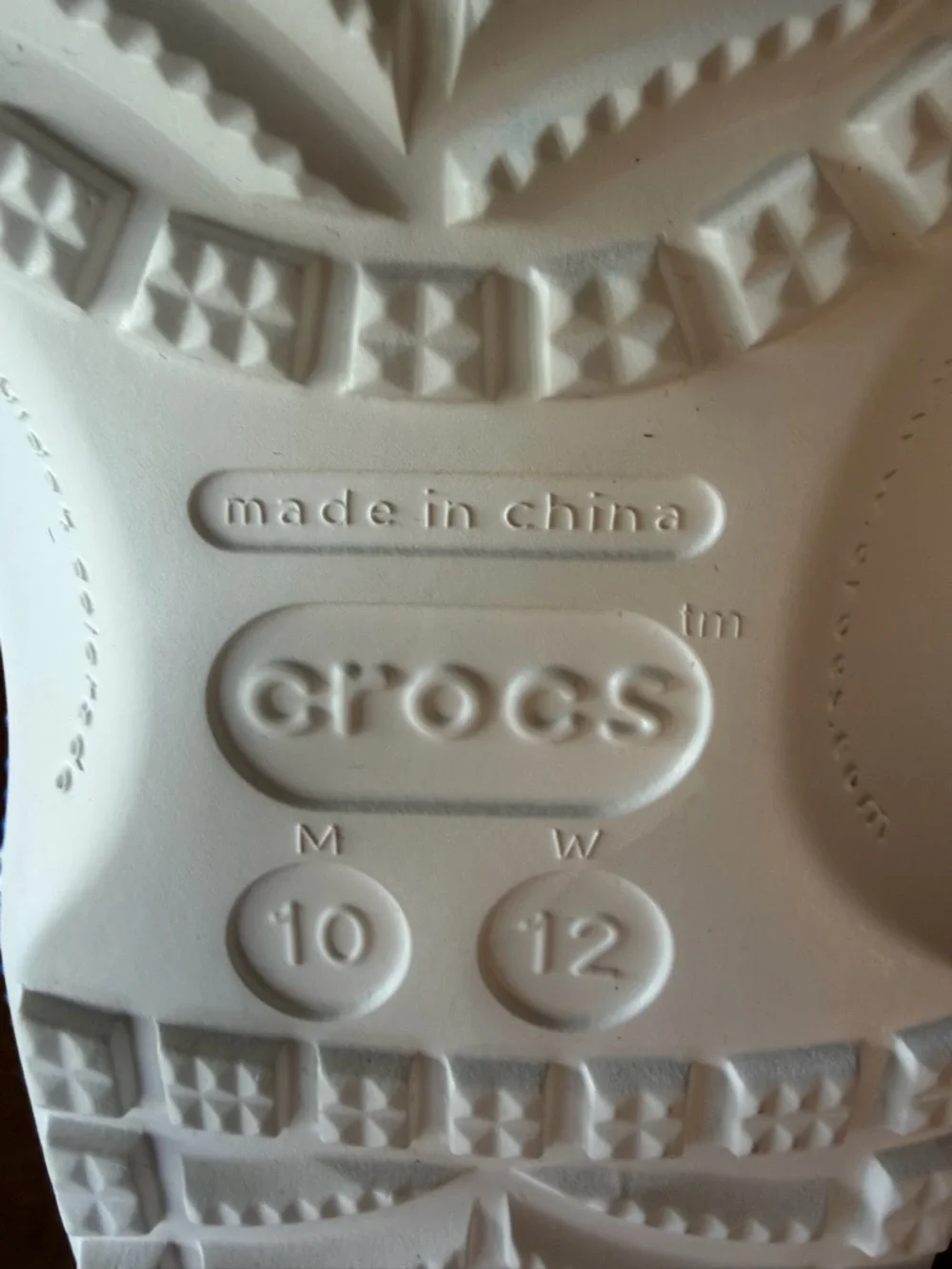 CROCS NEW NBA NY Knicks Classic Clog Size 10 or 12 #B1201A